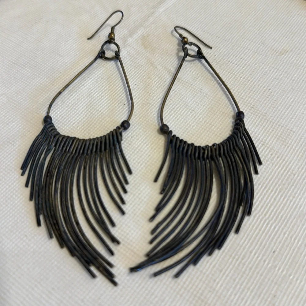 Vintage boho Gunmetal and gold tone metal fringe earrings